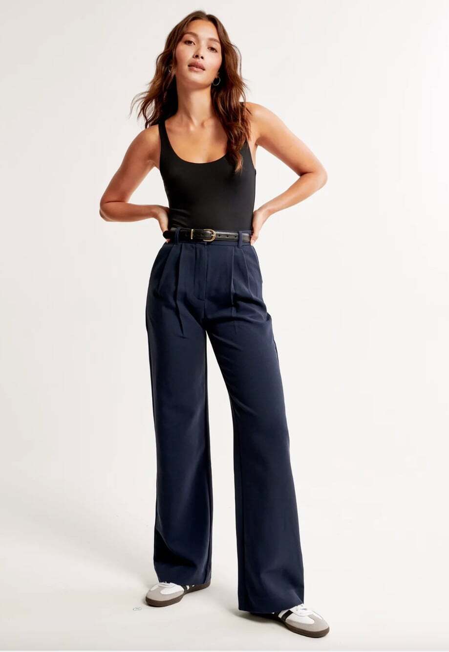 Abercrombie A&F Sloane Tailored Wide Leg Pant in Navy Size 31